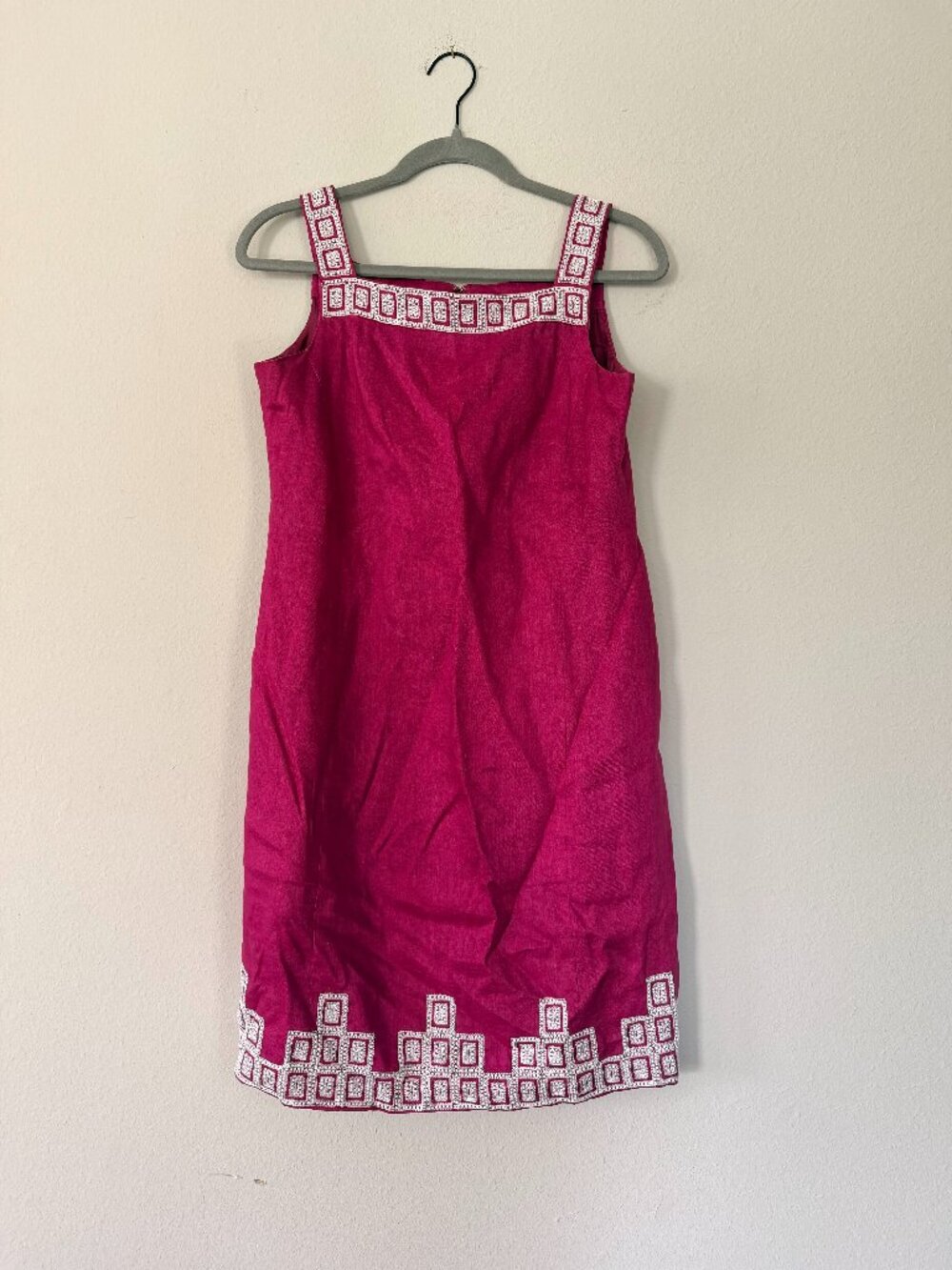 Jones New York Pink Linen Beaded Mini Sheath Dress, size 4